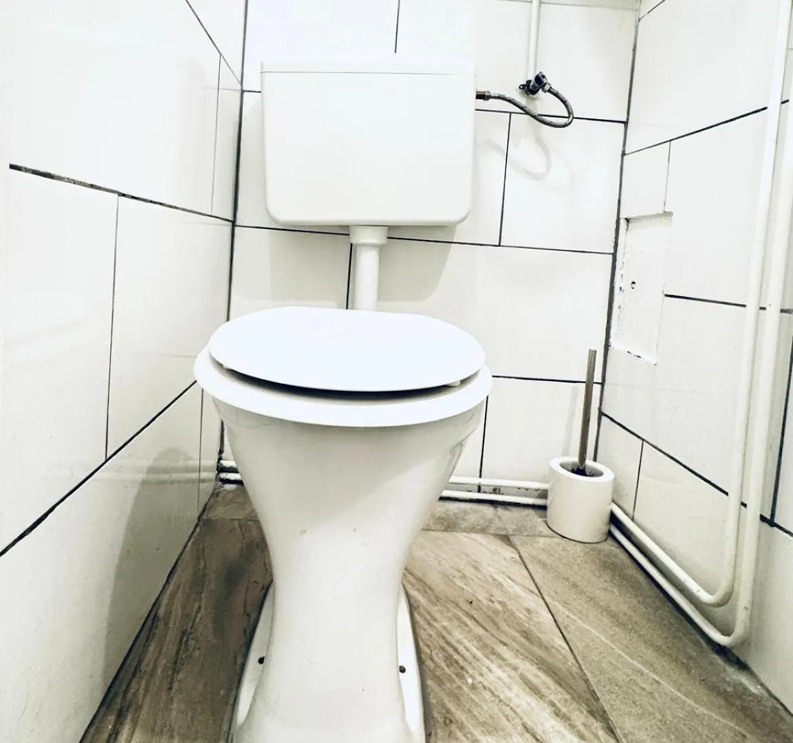 Stylish Studio Apt, 15 Minutes To Rathausplatz Vienna Apartment