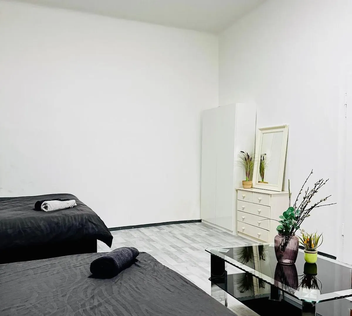 Apartment Stylish Studio Apt, 15 Minutes To Rathausplatz Vienna